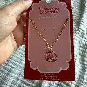 Gold Necklace Set
